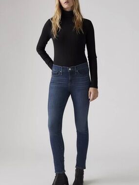 👖Levi’s 311 shaping skinny jeans. Size W32/L32.